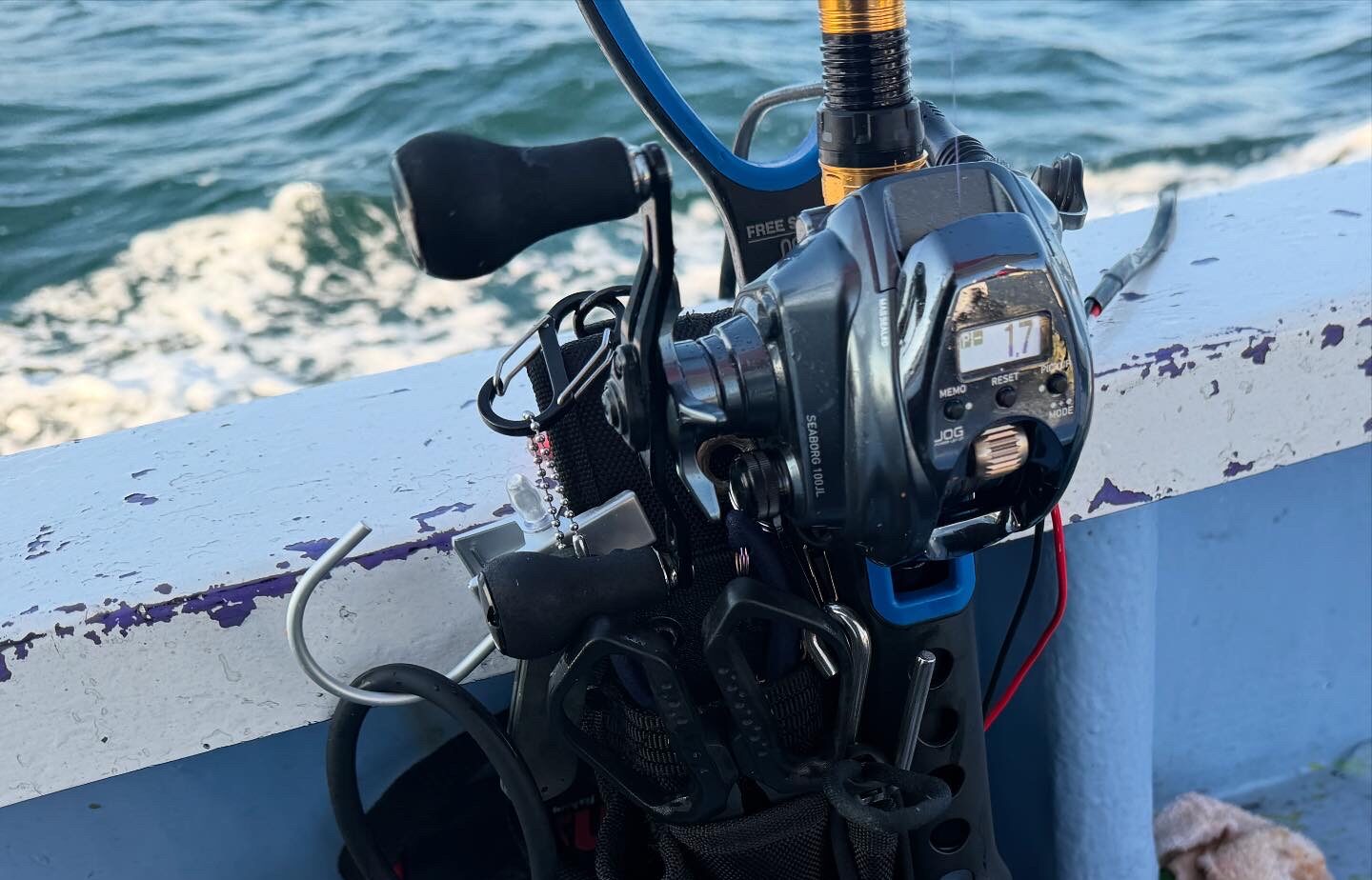 船釣り用電動リール3点 2587ACCF-4227-4AC9-844C-