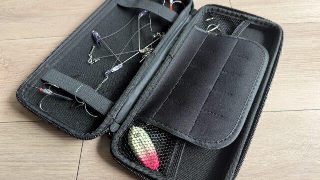 カットウ仕掛け　収納ケース